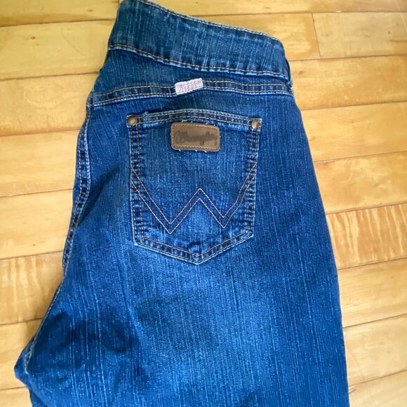 Vintage Wrangler Premium Patch denim jeans Made in Mexico Rarely worn - Picture 1 of 9